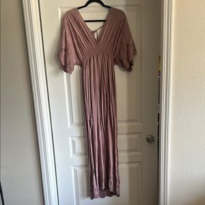 Iris Pink Maxi Dress with V-Neck and Flutter Sleeves